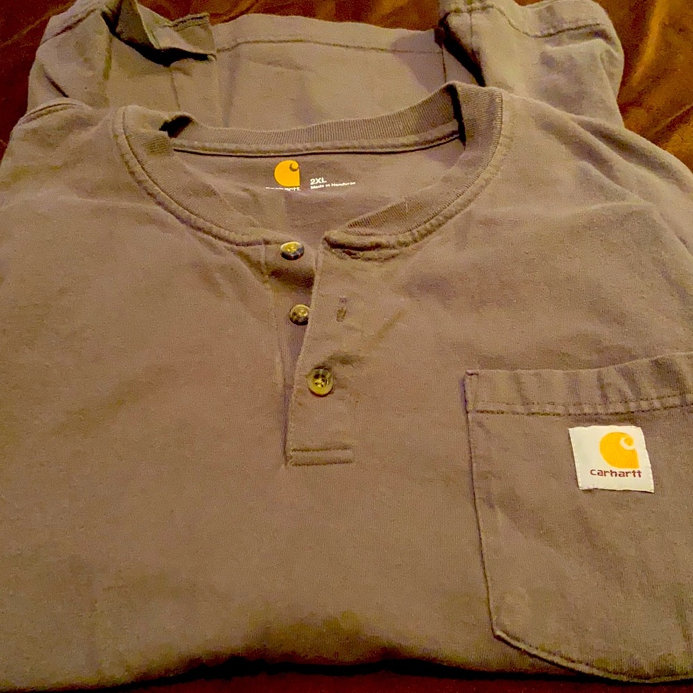 Men’s carhartt shirt.  2xl